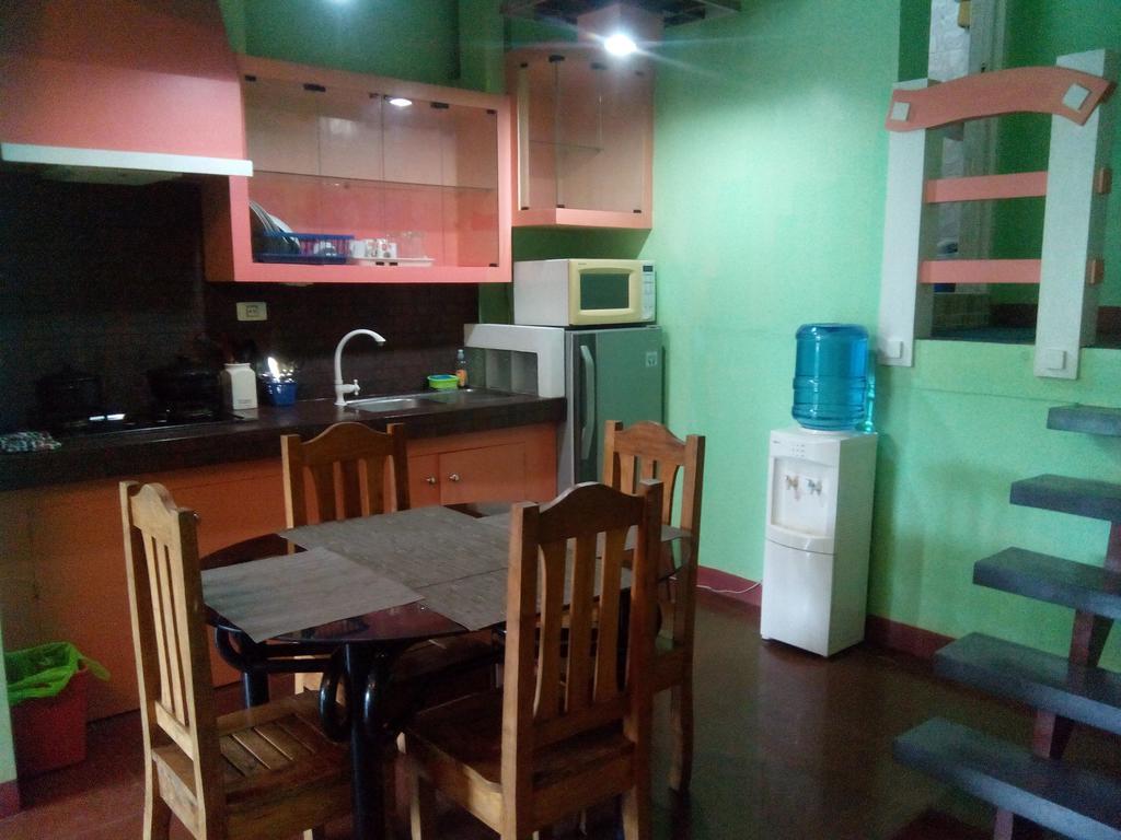 Gomez Guest House Tagbilaran City Rum bild